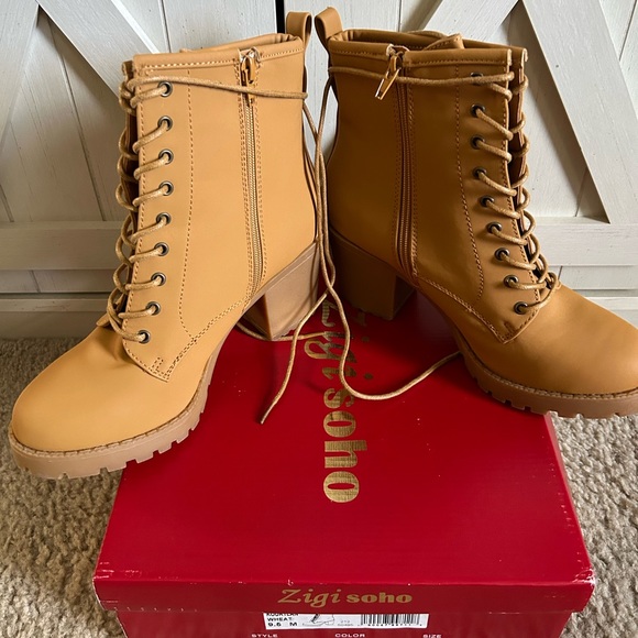 LIKE NEW ANKLE BOOTIE WOMENS SZ 9.5M - Picture 3 of 5